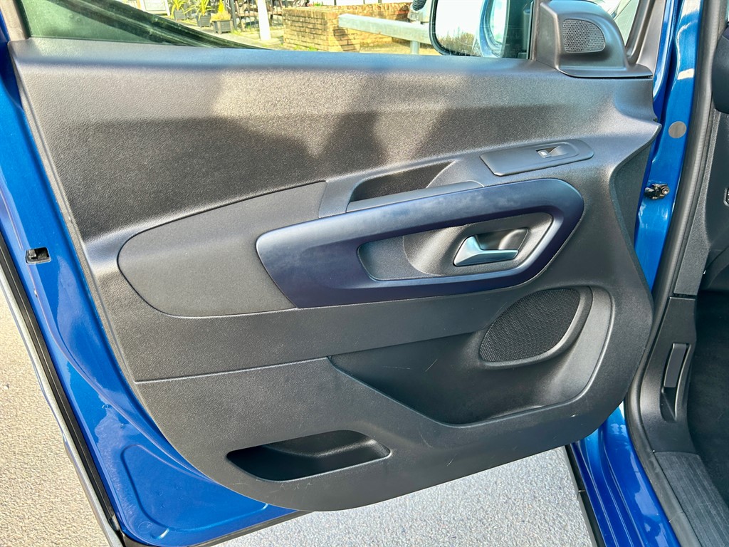 Used Peugeot Rifter 2020 for sale - 77691204: Photo 24