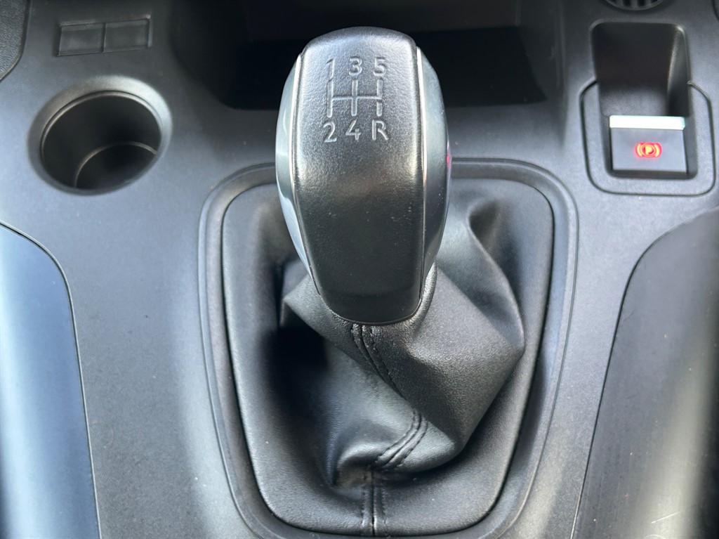 Used Peugeot Rifter 2020 for sale - 77691195: Photo 24