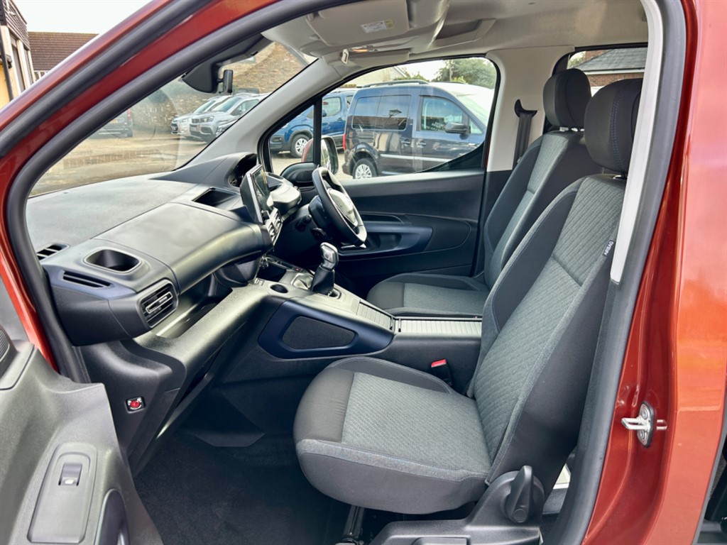 Used Peugeot Rifter 2020 for sale - 77691195: Photo 3