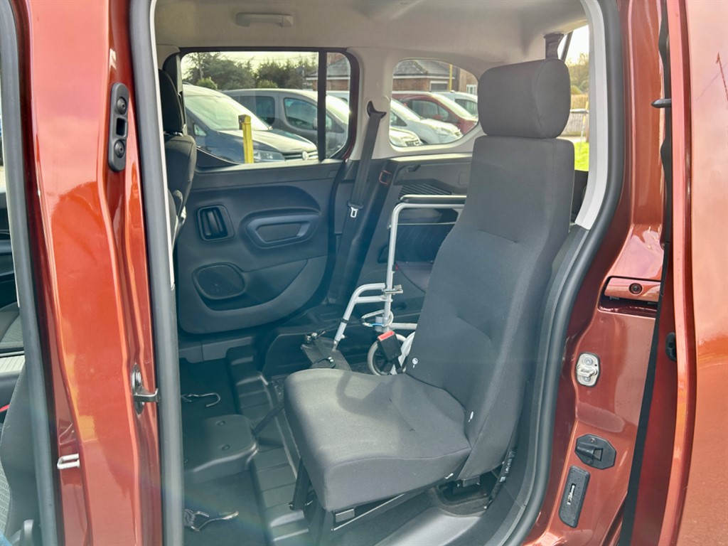 Used Peugeot Rifter 2020 for sale - 77691195: Photo 4