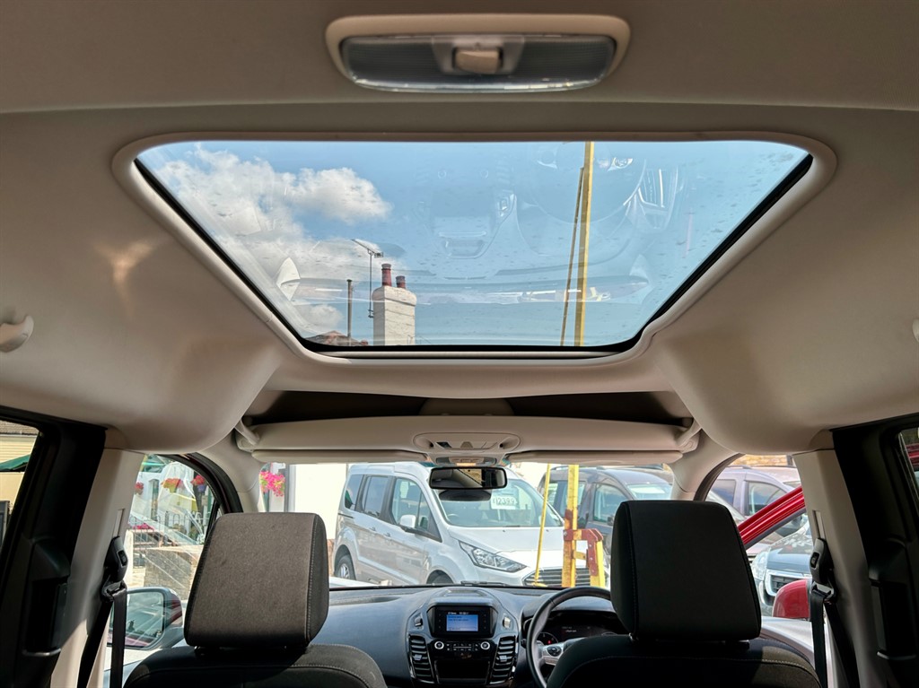 Used Ford Grand Tourneo Connect 2019 for sale - 77691166: Photo 21