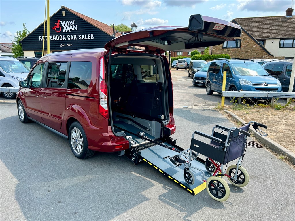 Used Ford Grand Tourneo Connect 2019 for sale - 77691166: Photo 24