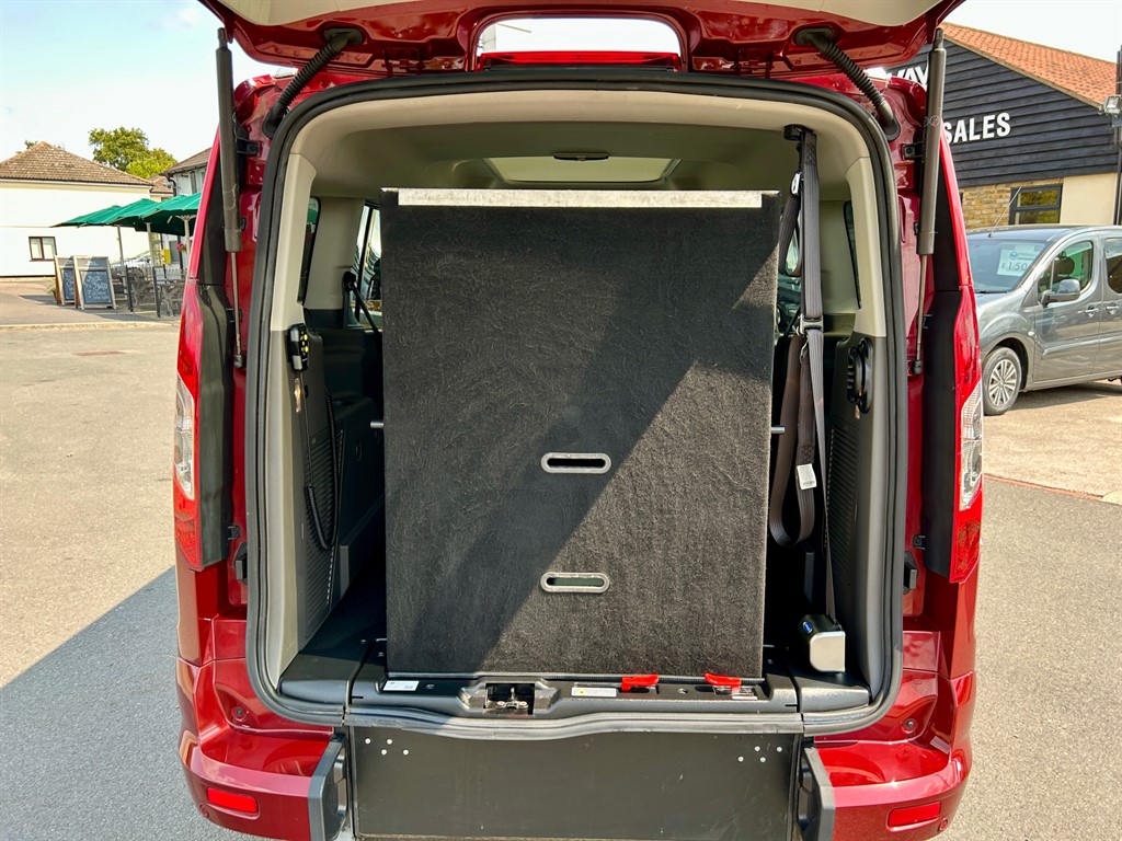 Used Ford Grand Tourneo Connect 2019 for sale - 77691166: Photo 5