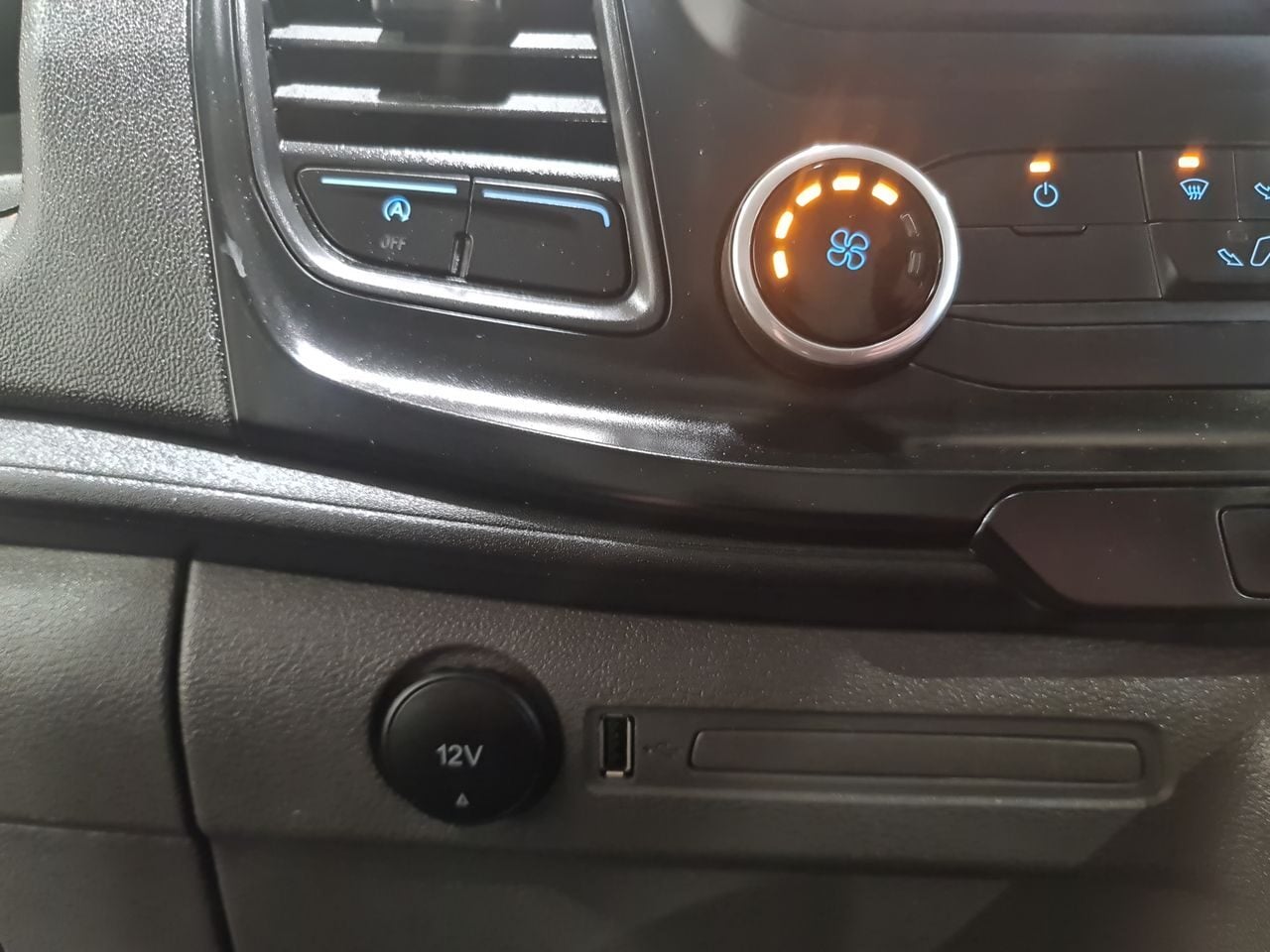 Used Ford Transit 2022 for sale - 76819815: Photo 28