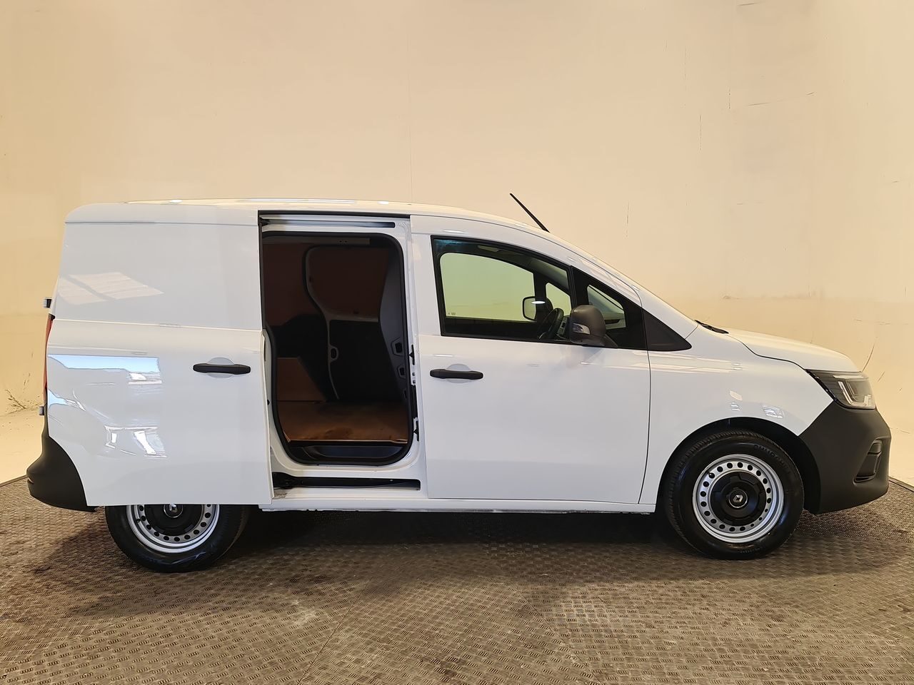 Used Renault Kangoo 2023 for sale - 77196563: Photo 18