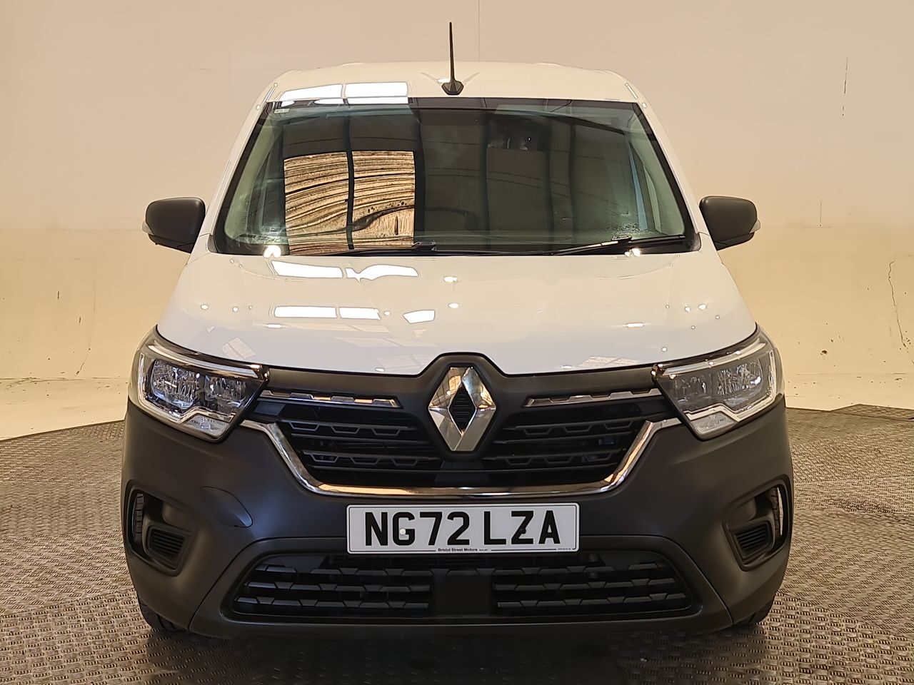 Used Renault Kangoo 2023 for sale - 77196563: Photo 3