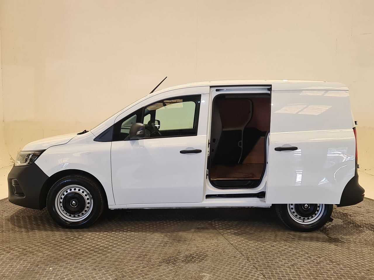 Used Renault Kangoo 2023 for sale - 77196563: Photo 9