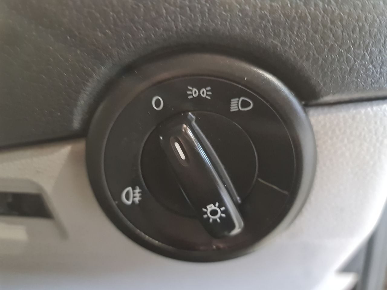 Used Volkswagen Transporter 2018 for sale - 78190764: Photo 18