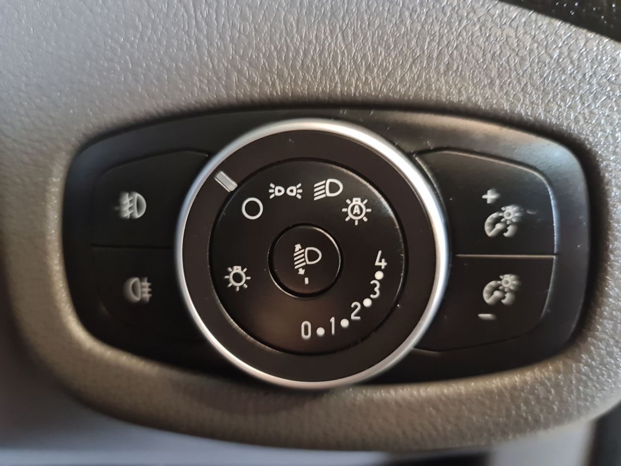 Used Ford Transit Connect 2020 for sale - 76544898: Photo 20