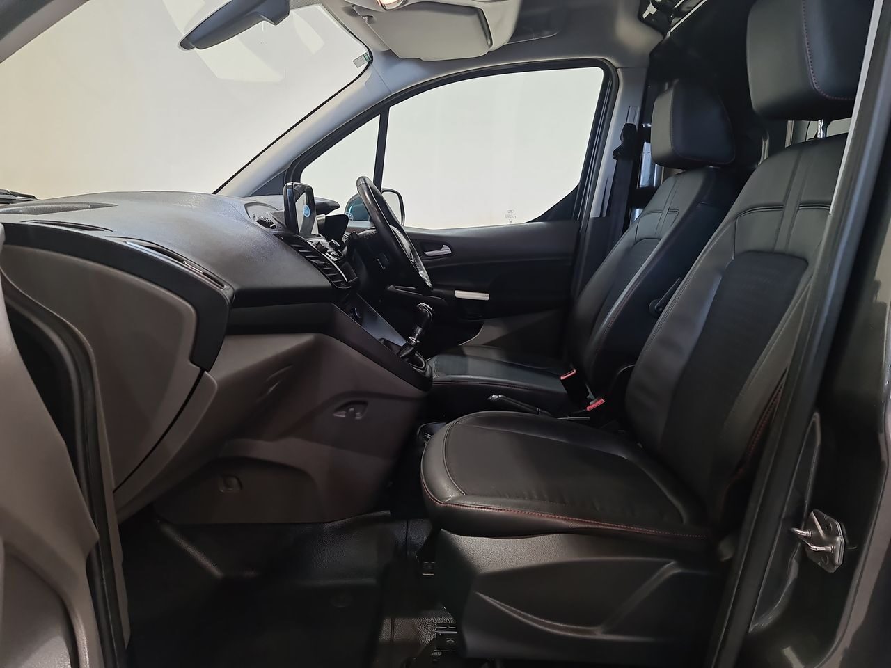 Used Ford Transit Connect 2020 for sale - 76544898: Photo 7
