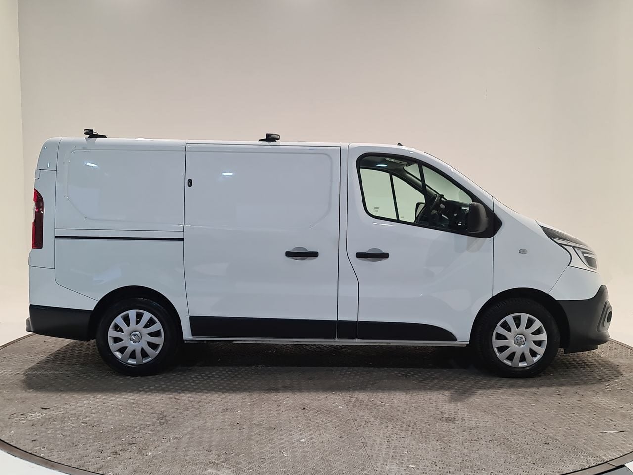 Used Renault Trafic 2020 for sale - 76895884: Photo 16