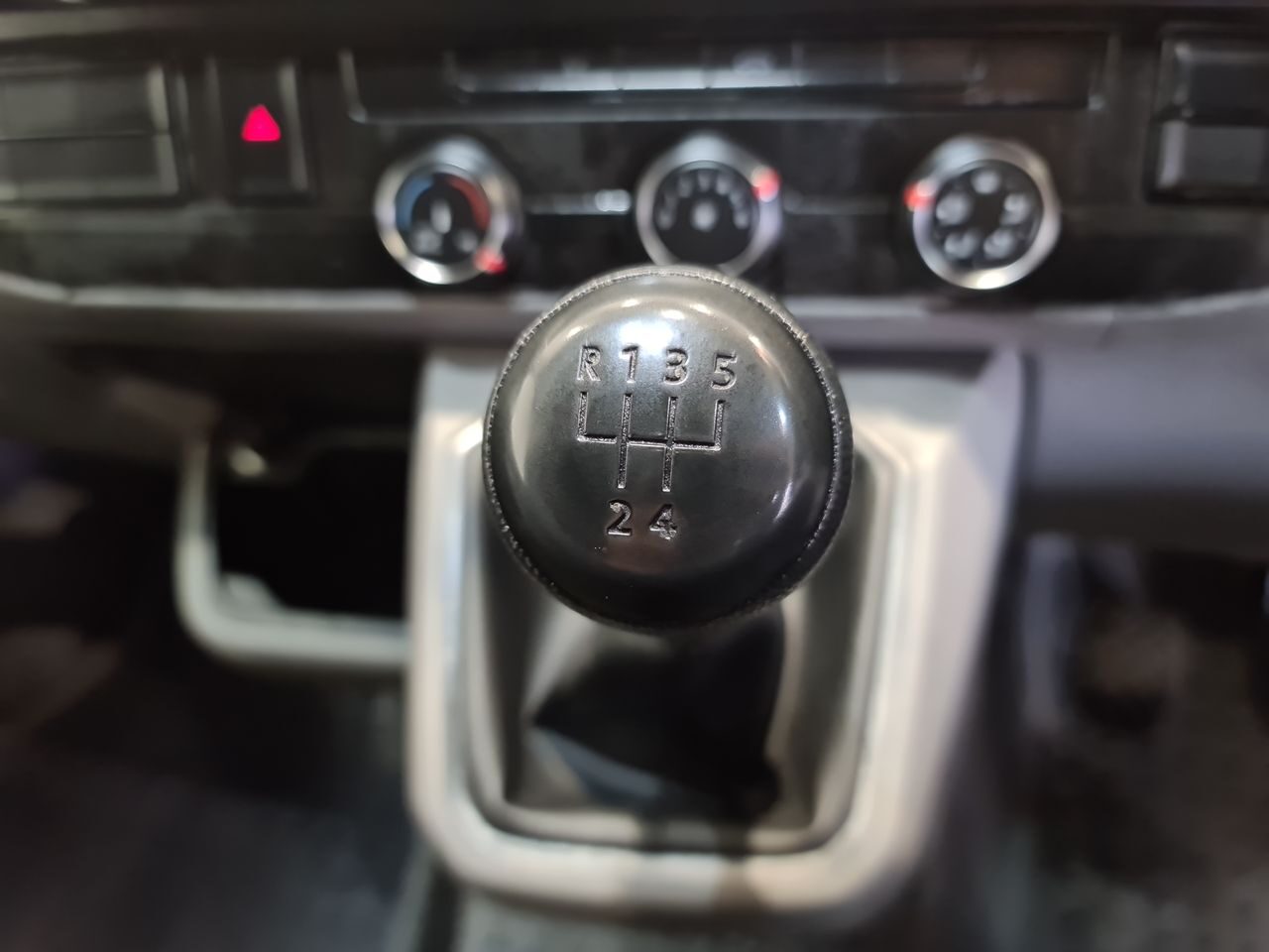 Used Volkswagen Transporter 2022 for sale - 76577133: Photo 21