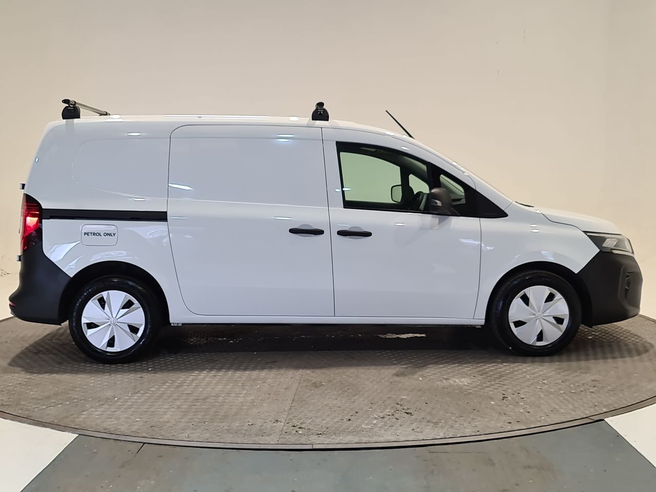 Used Nissan Other 2023 for sale - 77905712: Photo 16