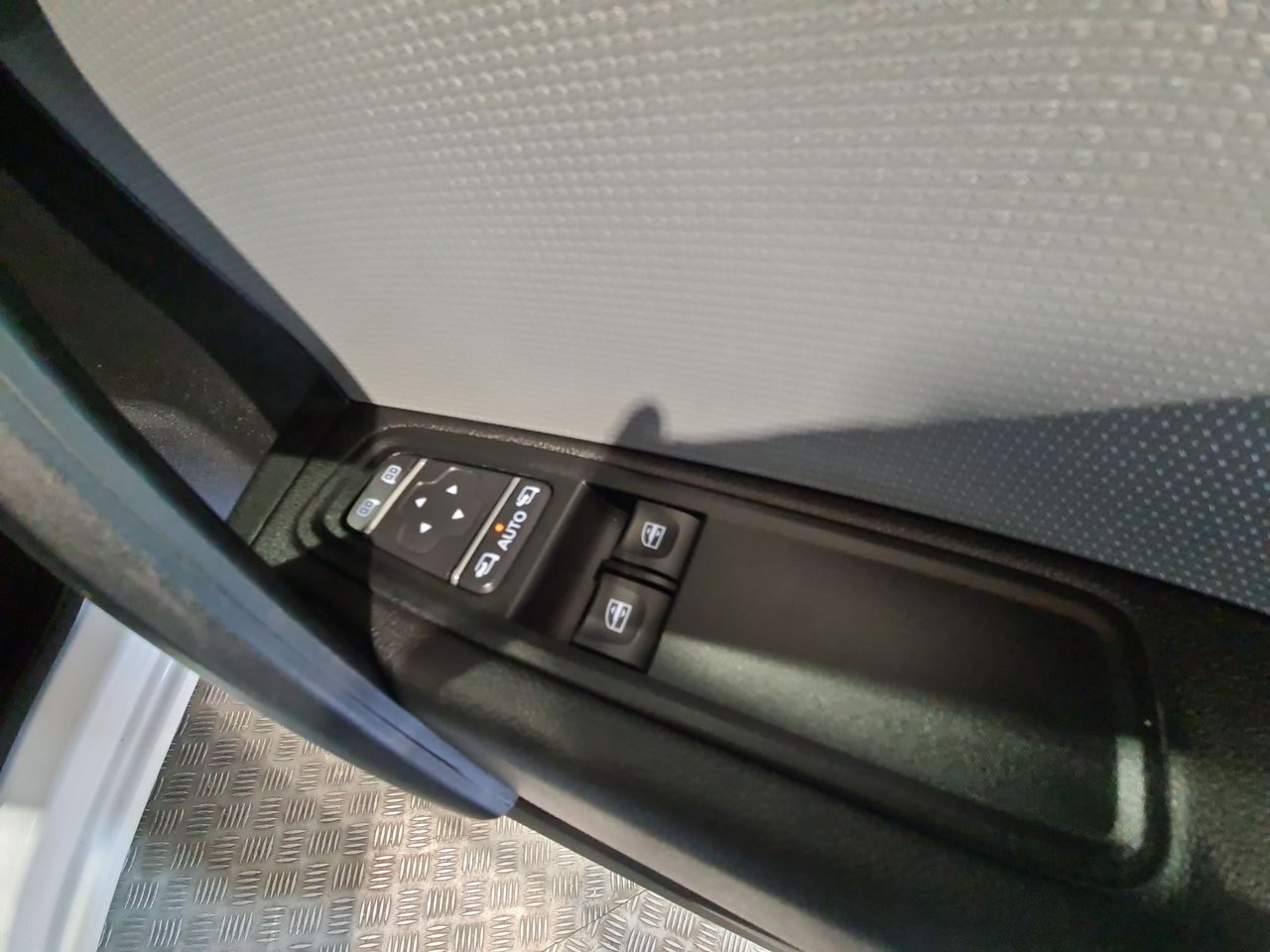 Used Nissan Other 2023 for sale - 77905712: Photo 29