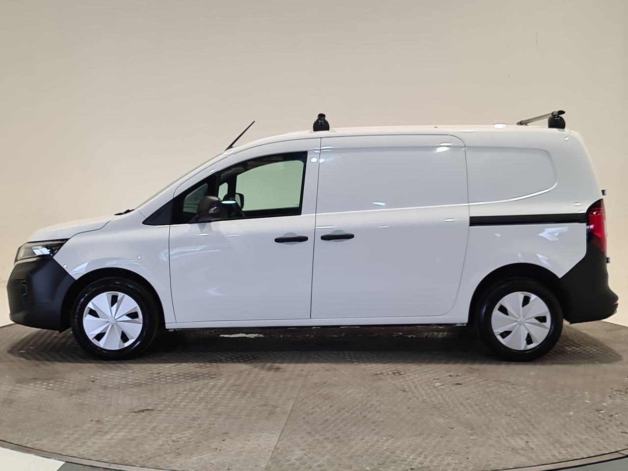 Used Nissan Other 2023 for sale - 77905712: Photo 5