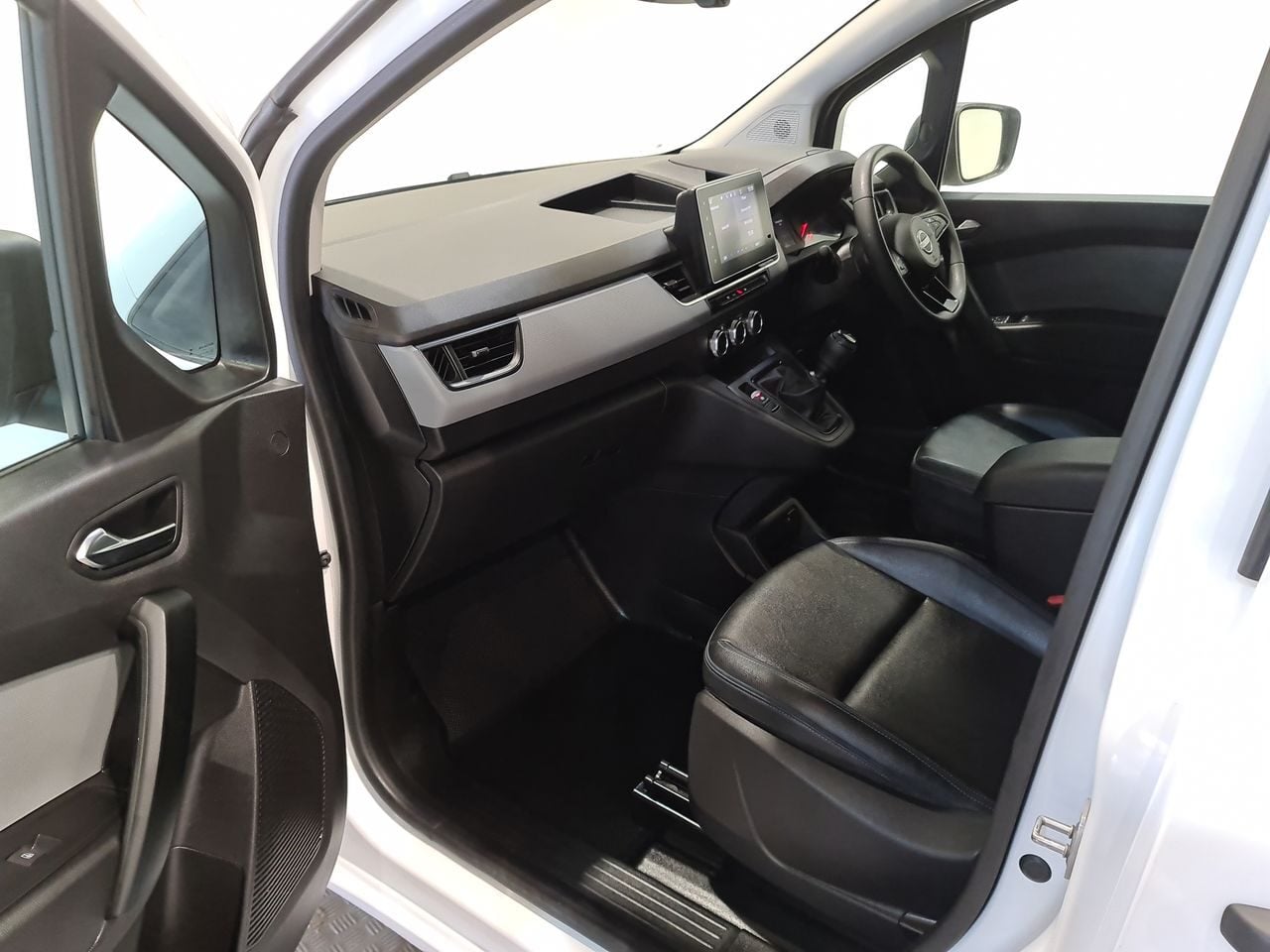 Used Nissan Other 2023 for sale - 77905712: Photo 7