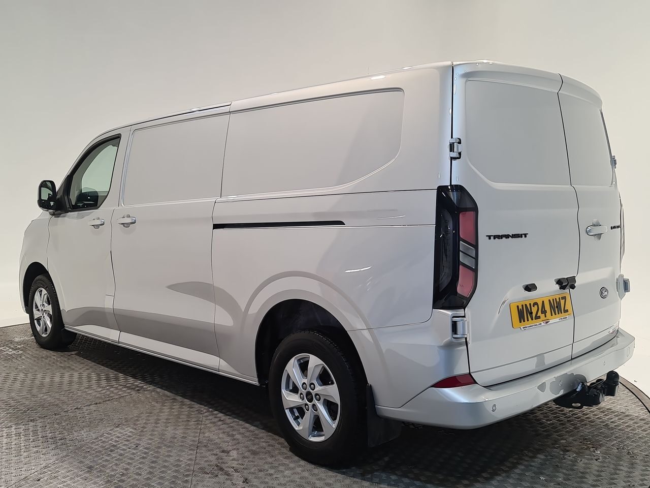 Used Ford Transit Custom 2024 for sale - 77104638: Photo 11