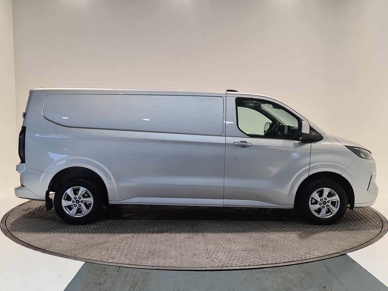Used Ford Transit Custom 2024 for sale - 77104638: Photo 18