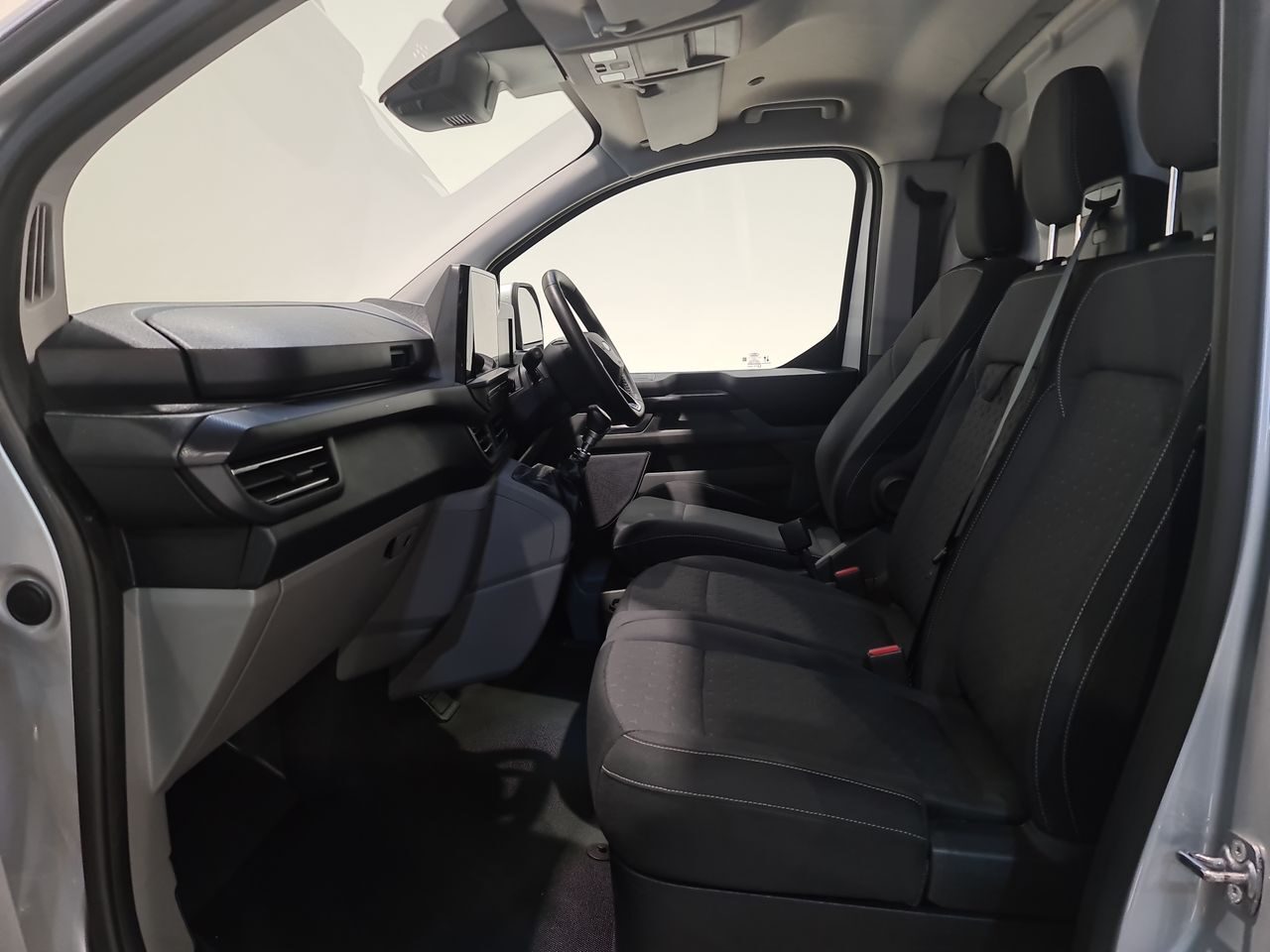 Used Ford Transit Custom 2024 for sale - 77104638: Photo 8