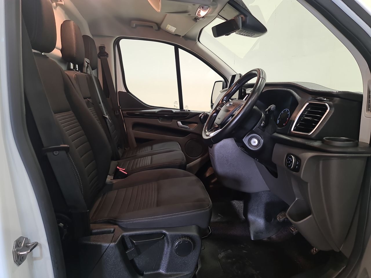 Used Ford Transit Custom 2023 for sale - 76544888: Photo 19