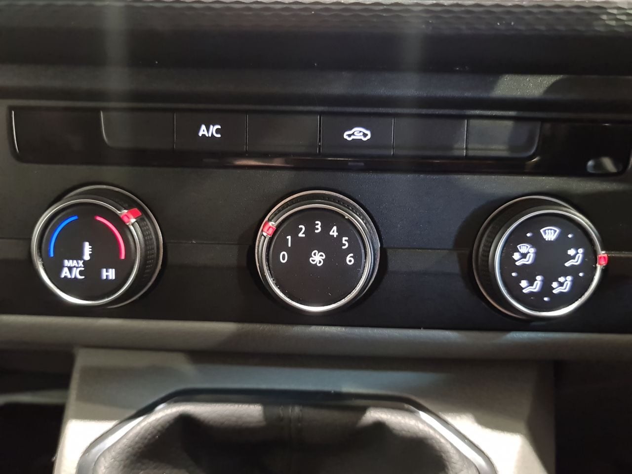 Used Volkswagen Transporter 2023 for sale - 78090852: Photo 24