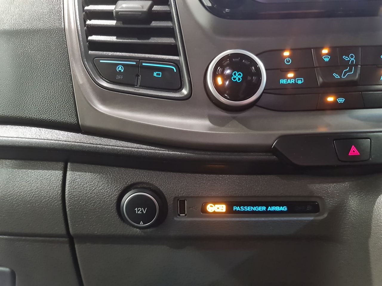 Used Ford Transit 2020 for sale - 76957104: Photo 33