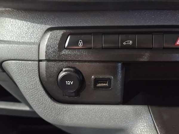 Used Vauxhall Vivaro 2022 for sale - 76279660: Photo 37