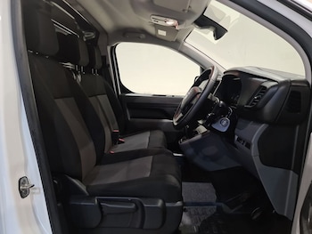 Used Vauxhall Vivaro 2022 for sale - 76279660: Photo