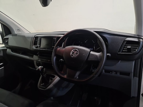 Used Vauxhall Vivaro 2022 for sale - 76279660: Photo 5