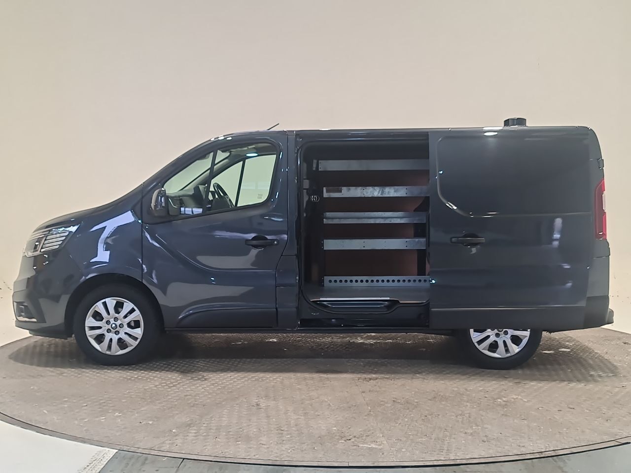 Used Renault Trafic 2022 for sale - 76968503: Photo 9