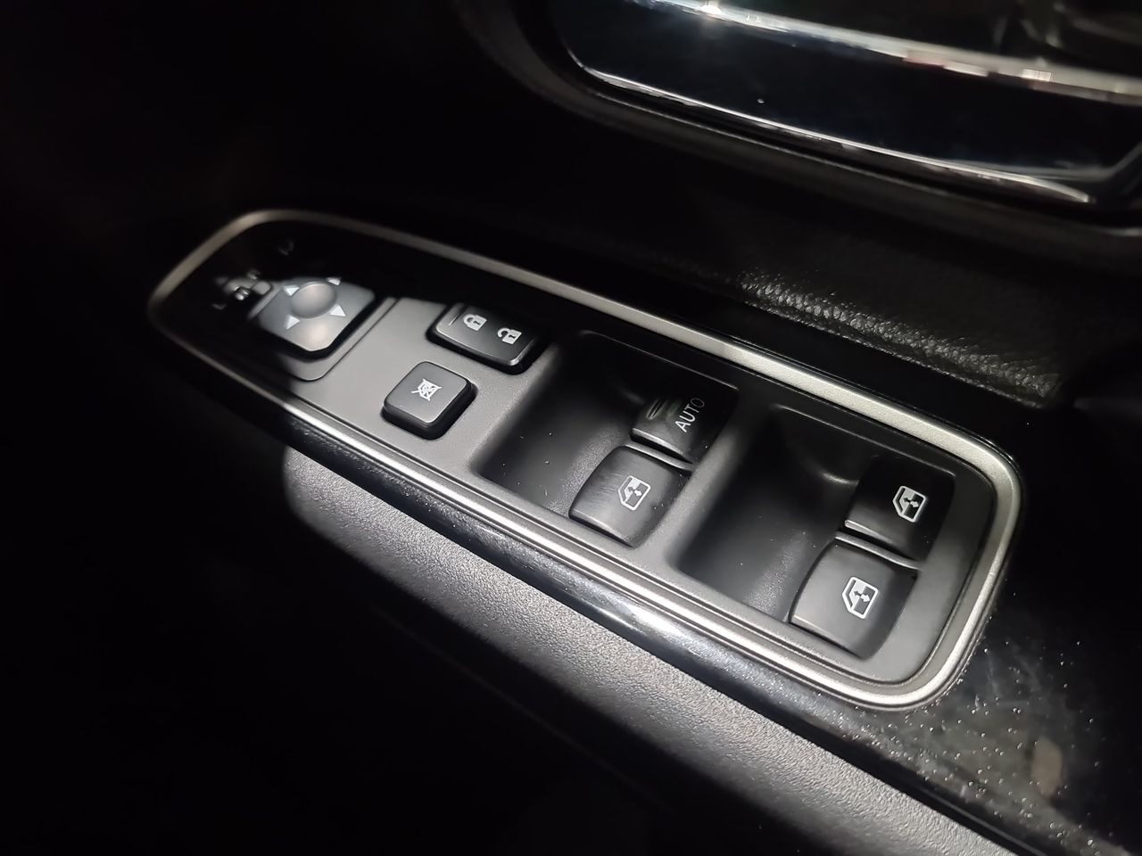 Used Mitsubishi Outlander 2018 for sale - 77864727: Photo 27