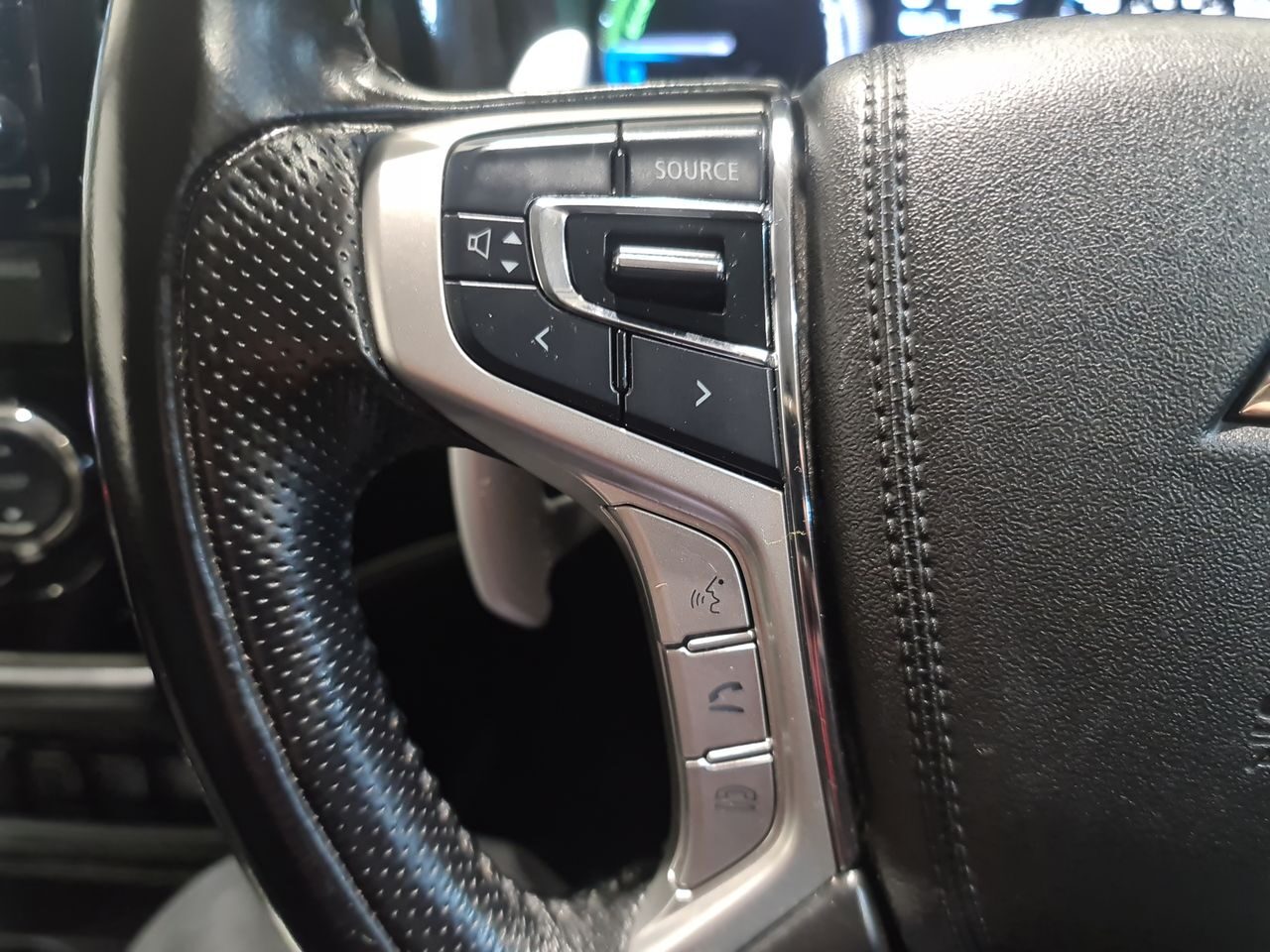 Used Mitsubishi Outlander 2018 for sale - 77864727: Photo 28