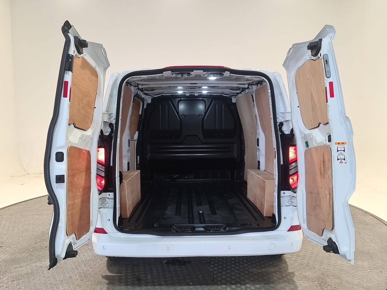 Used Ford Transit Custom 2024 for sale - 77790302: Photo 14