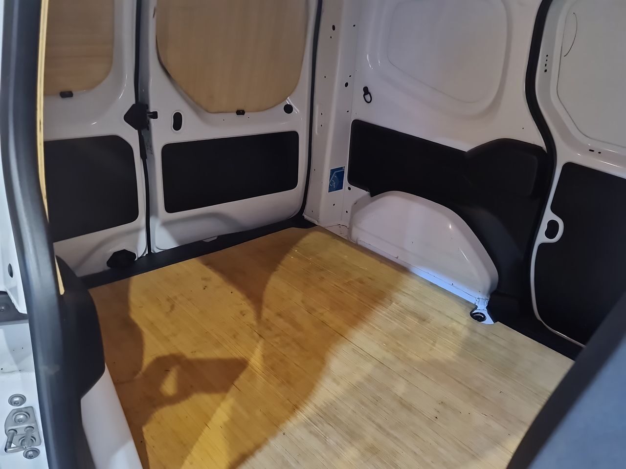 Used Renault Kangoo 2023 for sale - 76685598: Photo 17