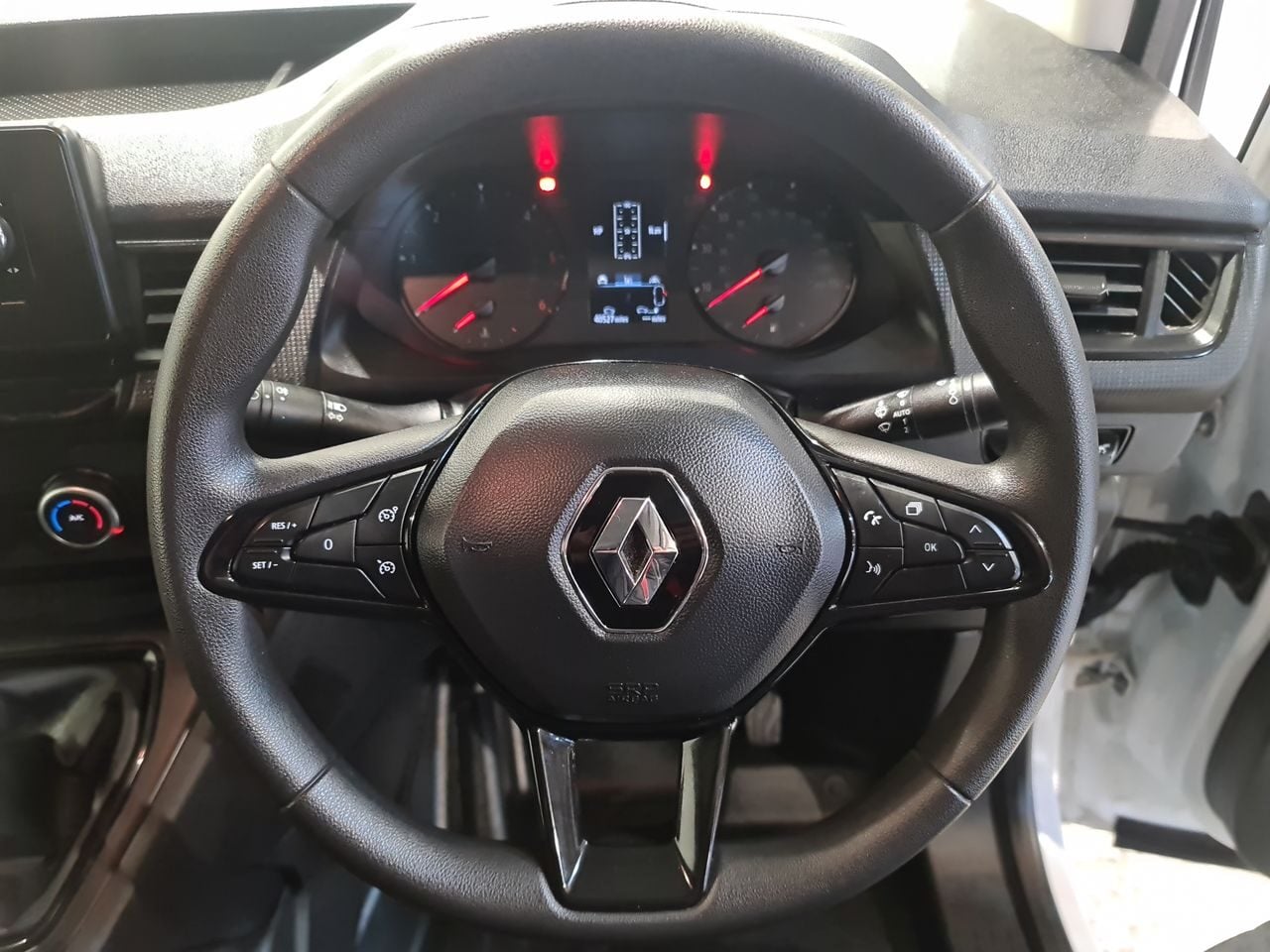 Used Renault Kangoo 2023 for sale - 76685598: Photo 22