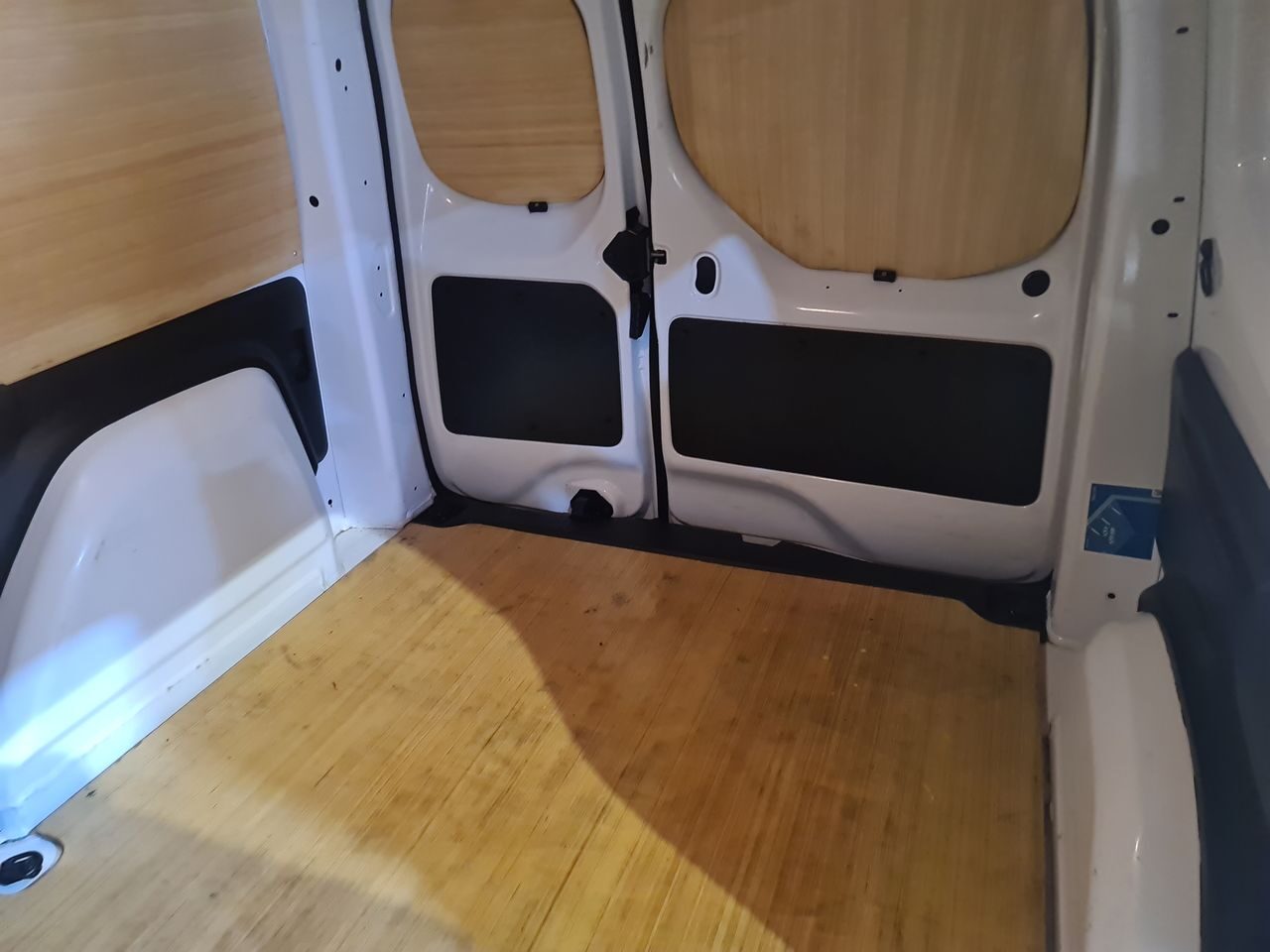 Used Renault Kangoo 2023 for sale - 76685598: Photo 8