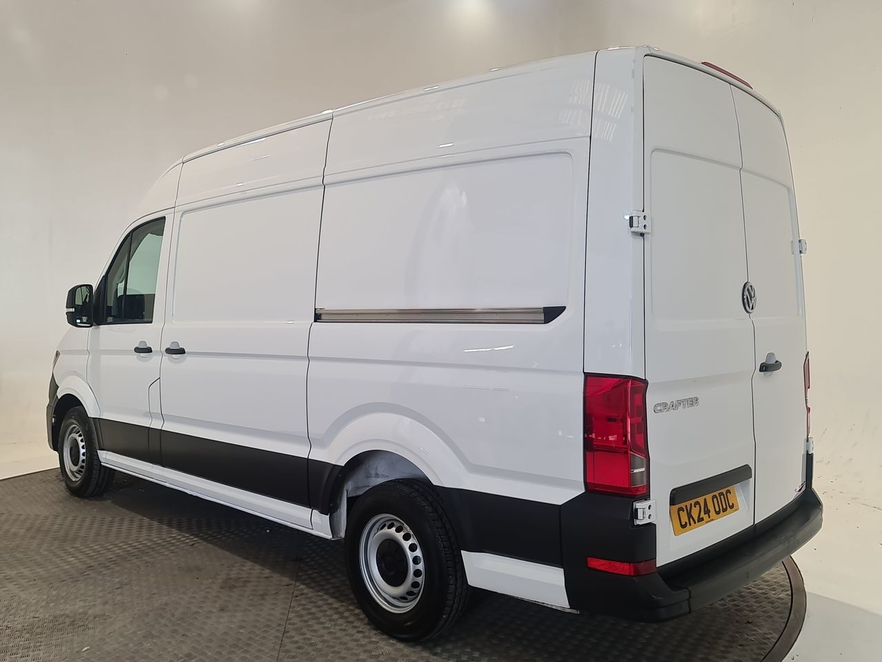 Used Volkswagen Crafter 2024 for sale - 77687431: Photo 11