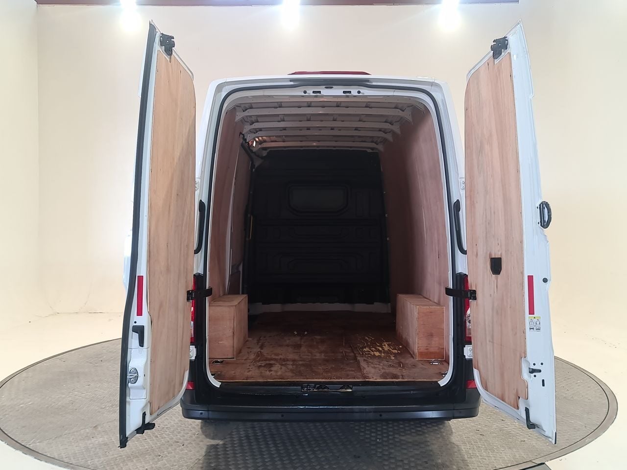Used Volkswagen Crafter 2024 for sale - 77687431: Photo 14