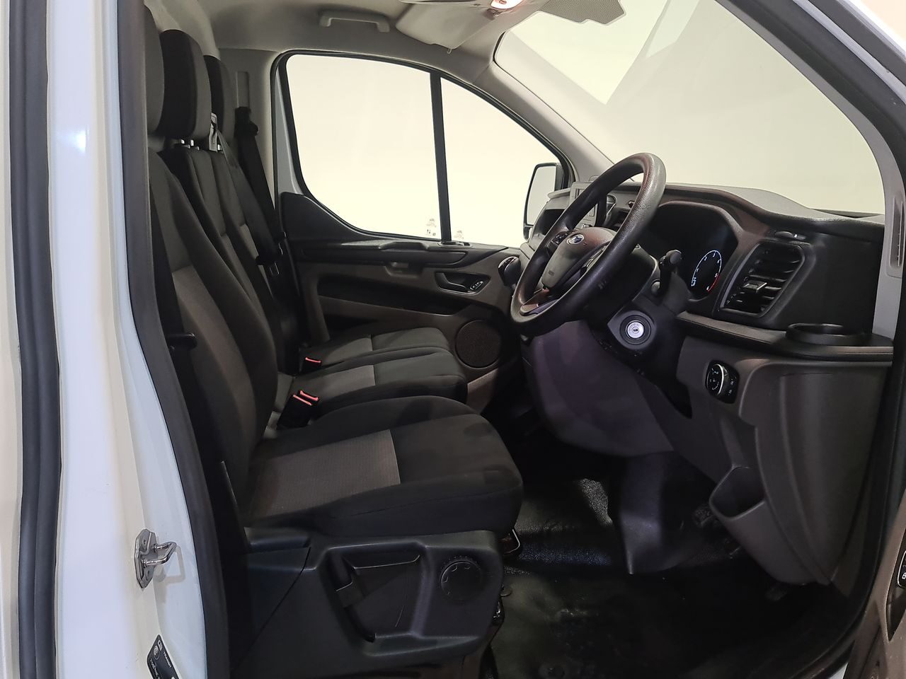 Used Ford Transit Custom 2023 for sale - 77463035: Photo 18