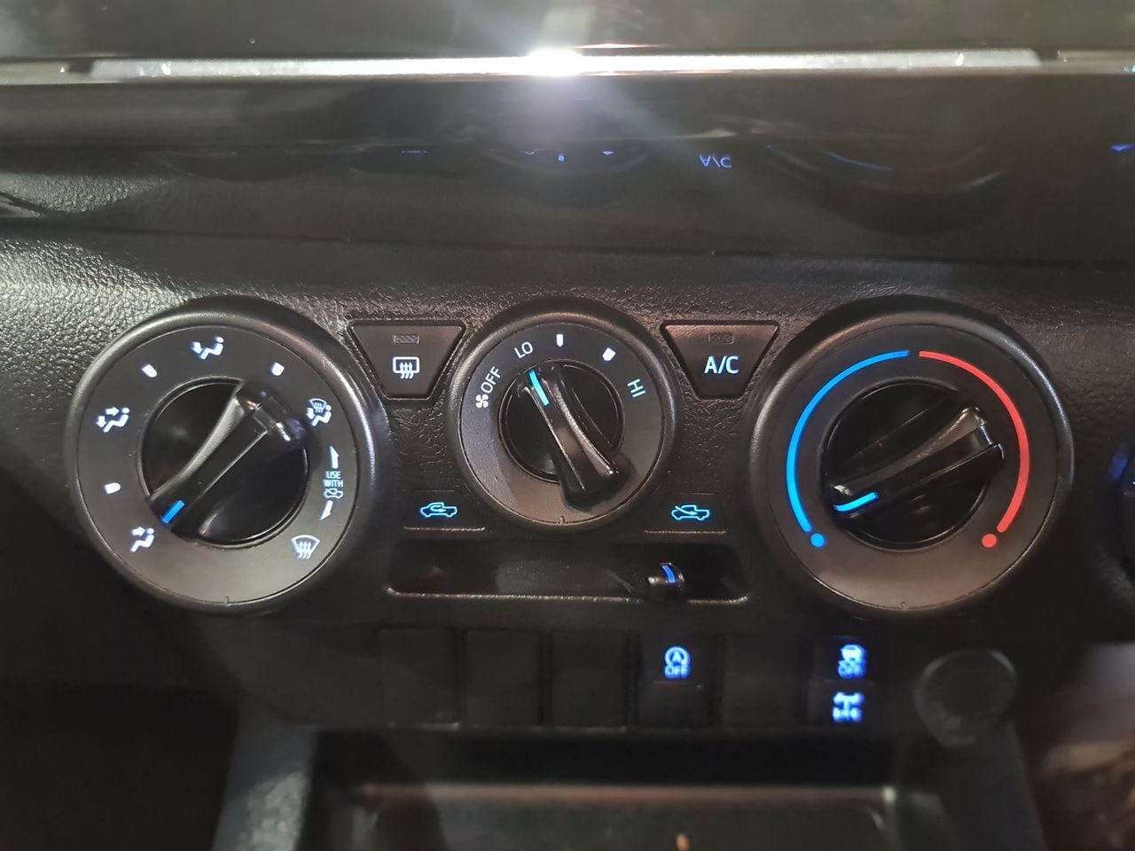 Used Toyota Hilux 2022 for sale - 78179417: Photo 24