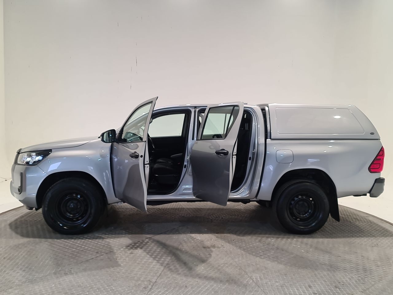 Used Toyota Hilux 2022 for sale - 78179417: Photo 9