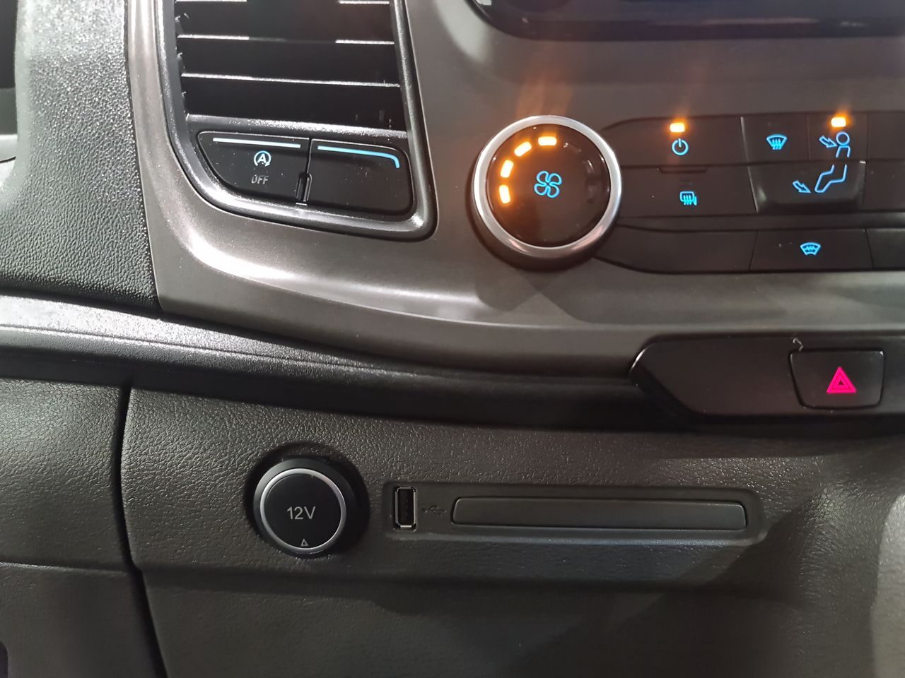 Used Ford Transit 2021 for sale - 76616925: Photo 31