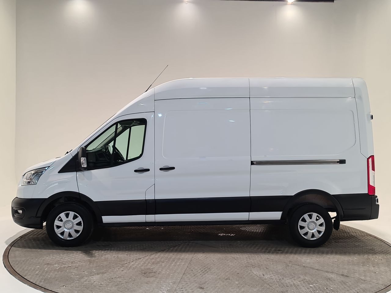 Used Ford Transit 2021 for sale - 76616925: Photo 6