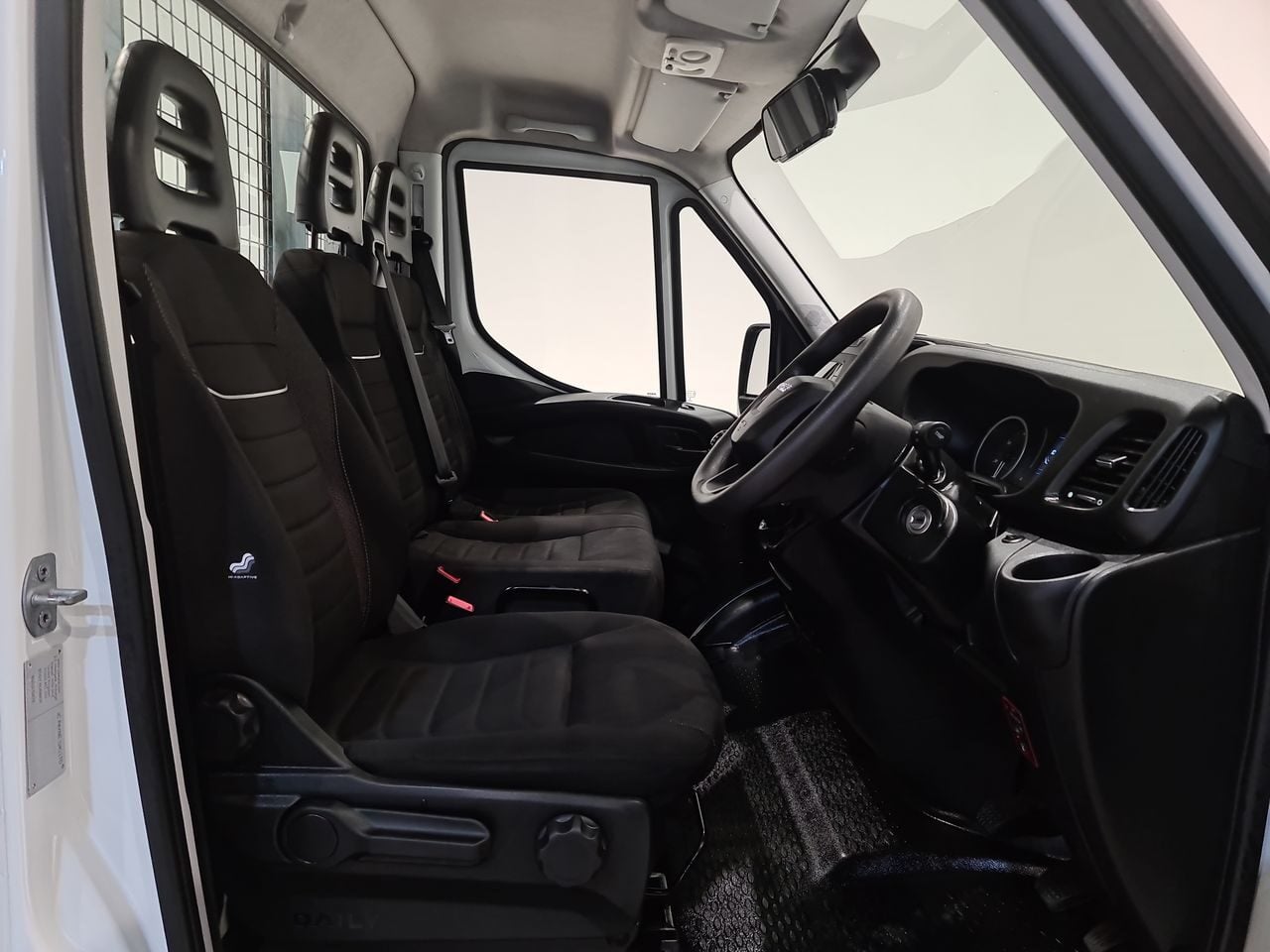 Used Iveco Daily 2023 for sale - 76794749: Photo 19