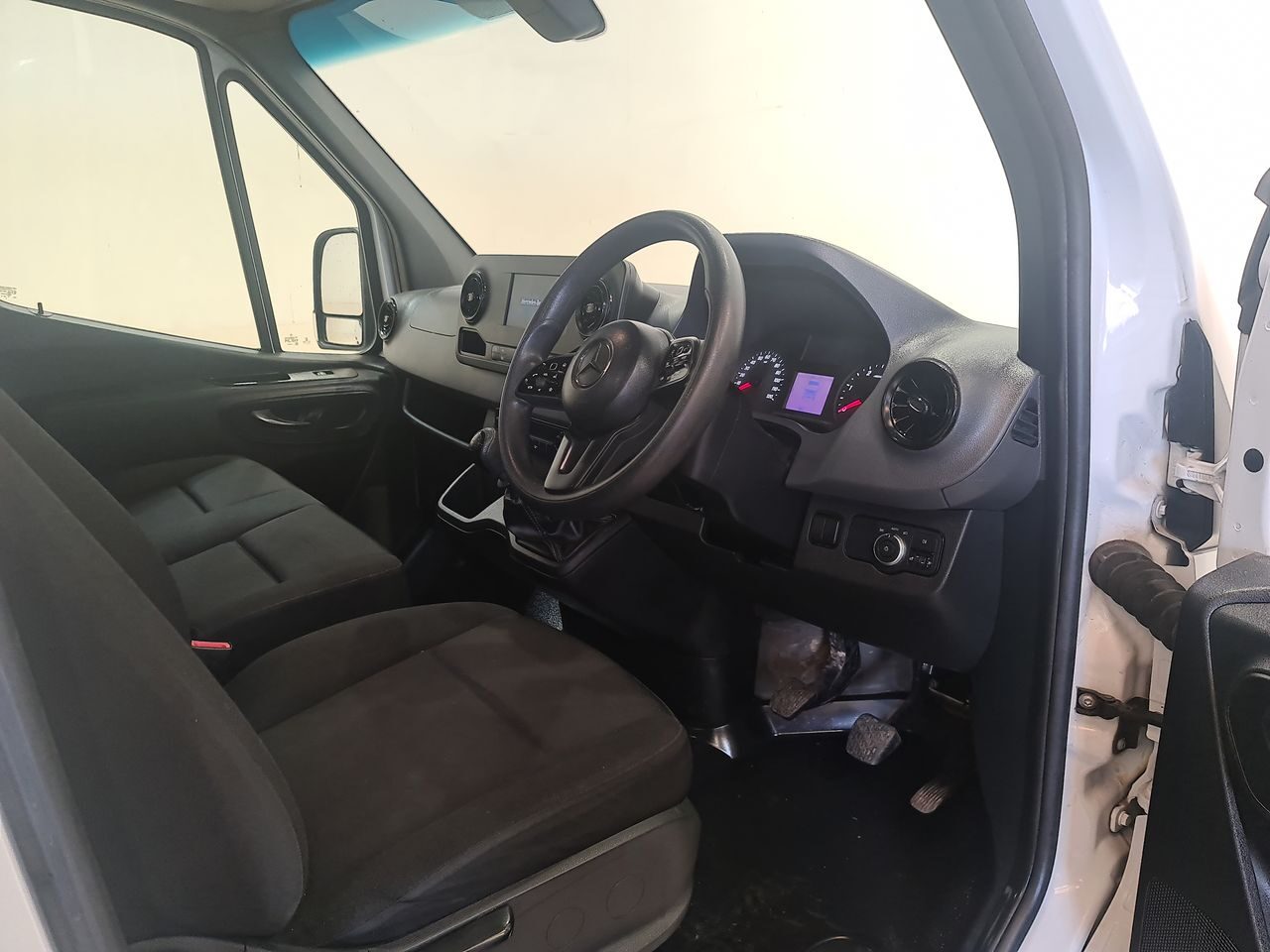 Used Mercedes-Benz Sprinter 2023 for sale - 76544961: Photo 17