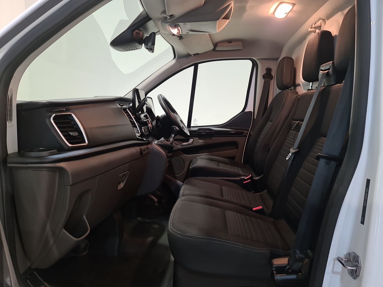 Used Ford Transit Custom 2023 for sale - 76544967: Photo 8