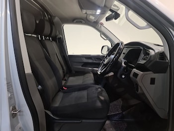 Used Volkswagen Transporter 2020 for sale - 76496129: Photo