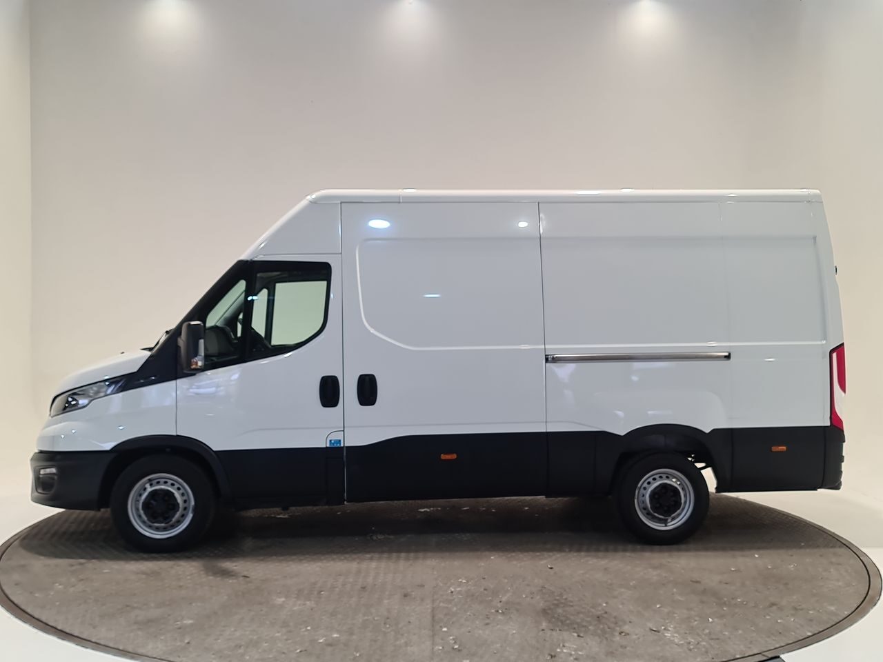 Used Iveco Daily 2023 for sale - 77820346: Photo 5