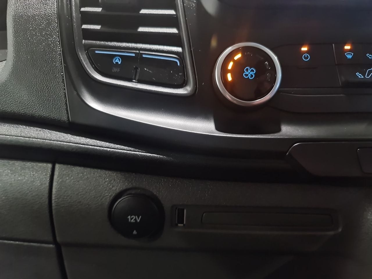 Used Ford Transit Custom 2022 for sale - 76836102: Photo 29