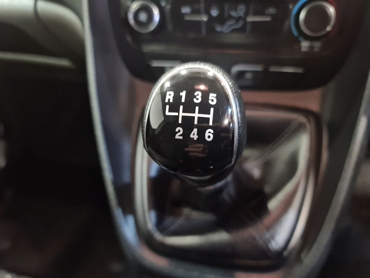 Used Ford Transit Connect 2021 for sale - 76577134: Photo 21